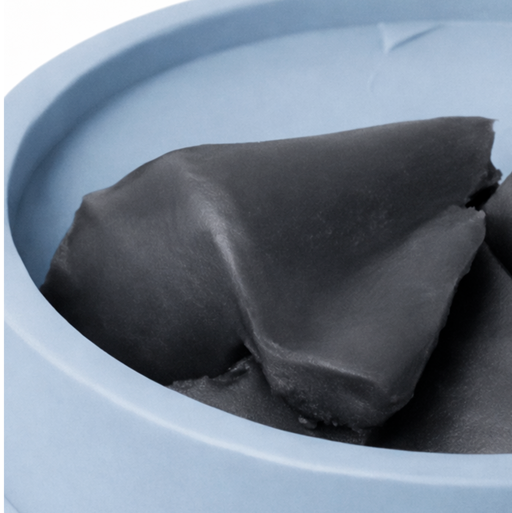 NUNA Volcanic Ash Cleansing Balm